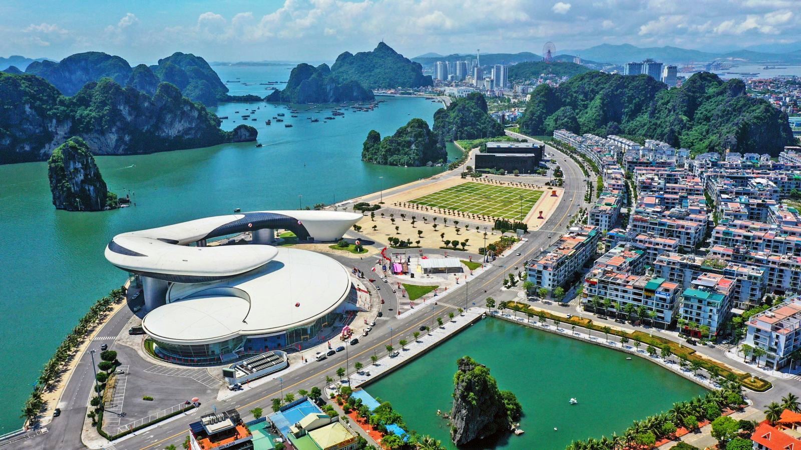 du lịch quảng ninh tiềm năng cho bất động sản